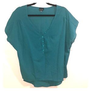 Zenobia High-Low Shirt